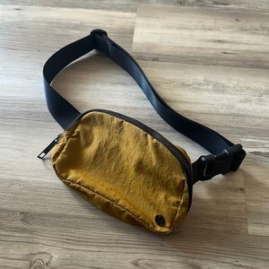 🍋 Lululemon Everywhere Belt Bag 1L